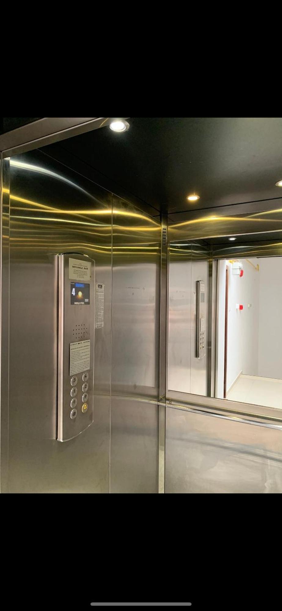 Centru Unirii Luxury Vip Palmier Apartament 2 Camere Cu Terasa Exterioara Amenajata ! Parcare Subterana Privata Climatizata Si Supravegheata Video Dar Doar Cu Rezervare In Limita Locurilor Disponibile !Proprietate In Regim Hoteliep - Nu Are Bucatarie Bukares Bagian luar foto